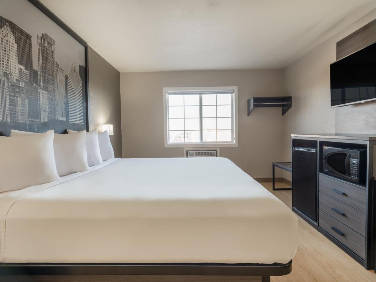Super 8 By Wyndham 2*